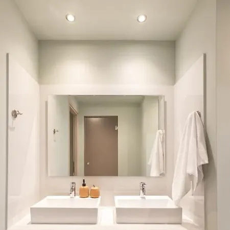 Smaragdi Luxury Jacuzzi Apartment Noho Premium Living Athens Exterior photo