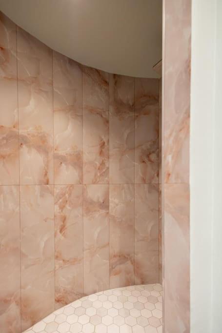 Apartment Smaragdi Luxury Jacuzzi Noho Premium Living